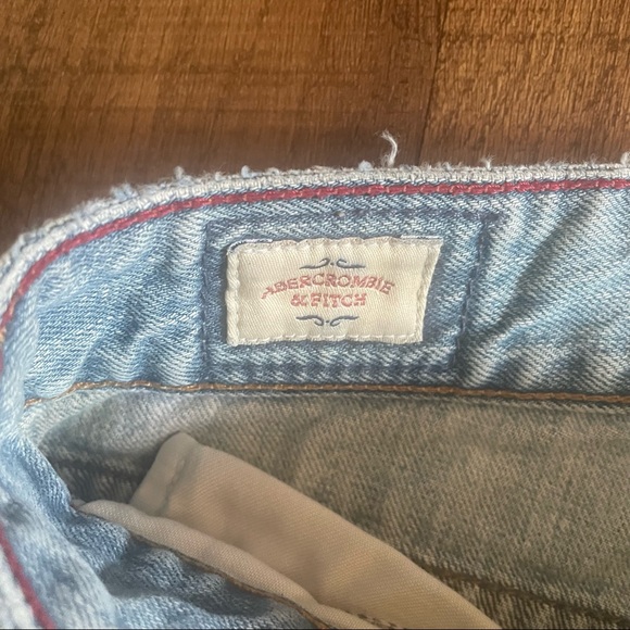 Abercrombie and Fitch jean shorts - Picture 3 of 8